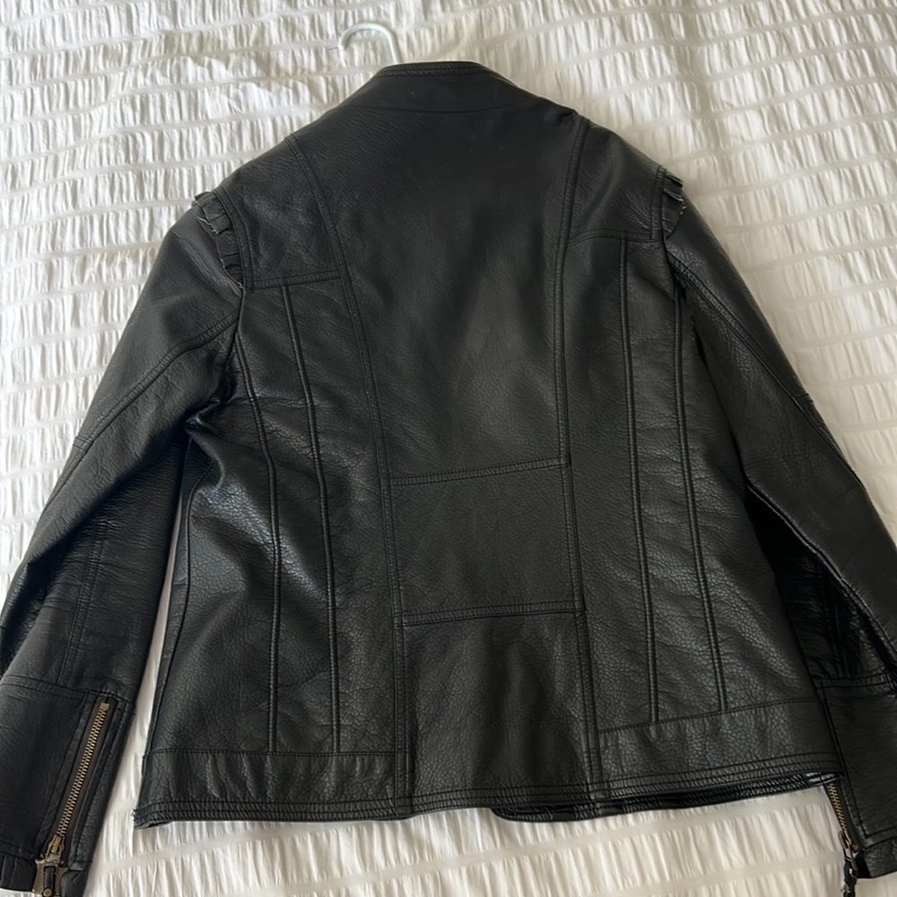 Large Leather Jacket - image 2